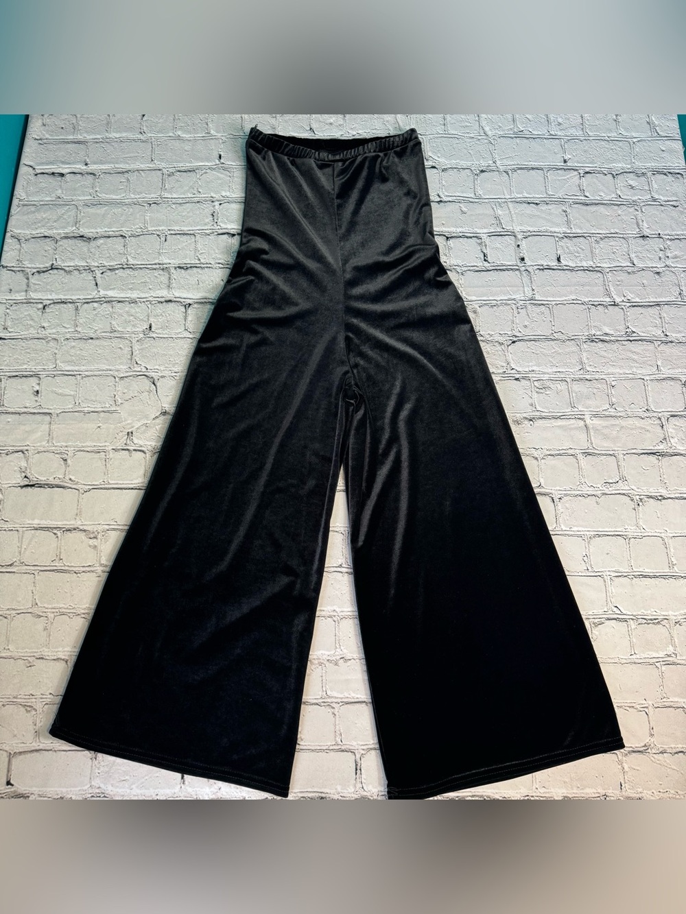 Eliza J Black Velvet Strapless Wide-Leg Cropped Leg Jumpsuit Evening Size Small - Picture 3 of 12